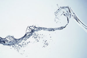 水